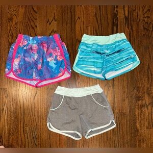 Girls athletic sport gym shorts size 7/8 set of 3 pairs pockets Champion gray